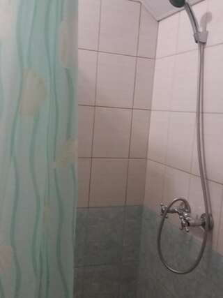 Дома для отпуска Aurelia Guest House Гагра Улучшенные апартаменты-5