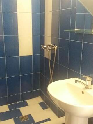 Дома для отпуска Aurelia Guest House Гагра Улучшенные апартаменты-6