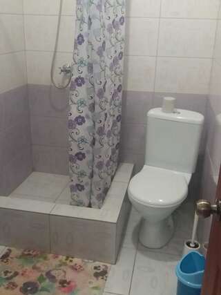 Дома для отпуска Aurelia Guest House Гагра Улучшенные апартаменты-8