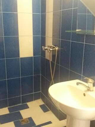 Дома для отпуска Aurelia Guest House Гагра Улучшенные апартаменты-17