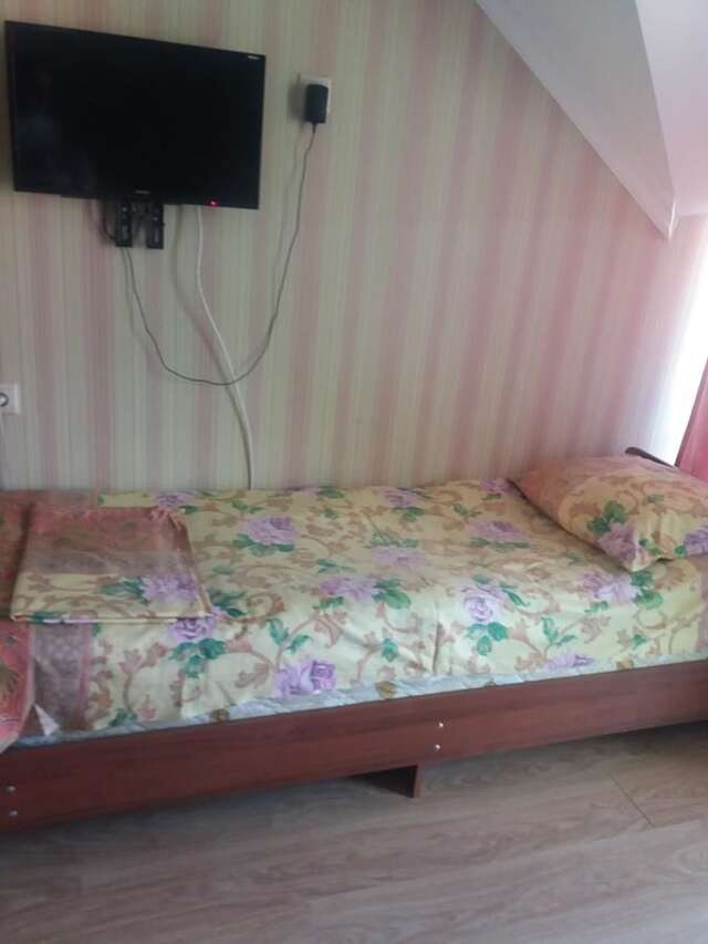 Дома для отпуска Aurelia Guest House Гагра-4